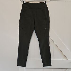 Athleta Dark Olive Green Headlands Hybrid Cargo Pants